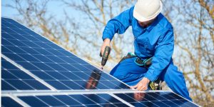 Installation Maintenance Panneaux Solaires Photovoltaïques à Taisnieres-en-Thierache